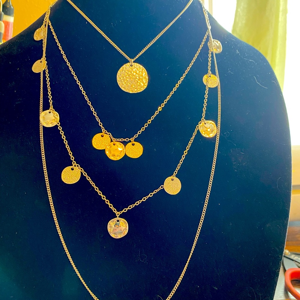 Coin three stands necklace
